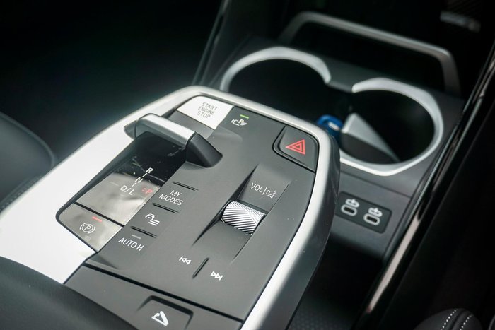 2025 BMW X1 sDrive18i