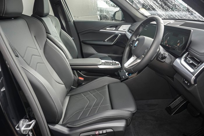 2025 BMW X1 sDrive18i