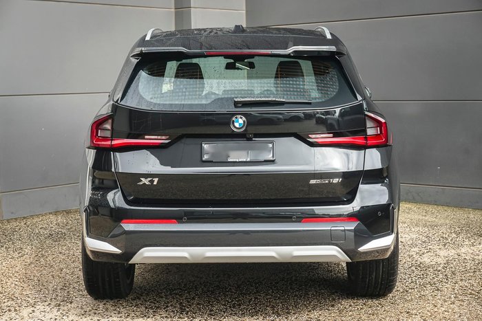 2025 BMW X1 sDrive18i