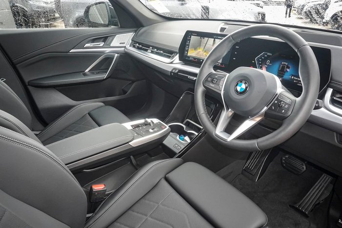 2025 BMW X1 sDrive18i