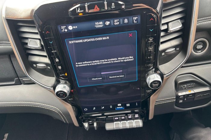 2022 RAM 2500 Laramie Rambox