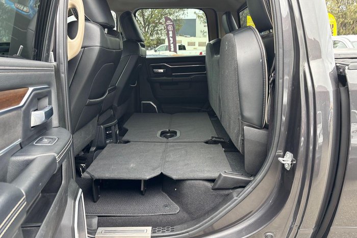 2022 RAM 2500 Laramie Rambox