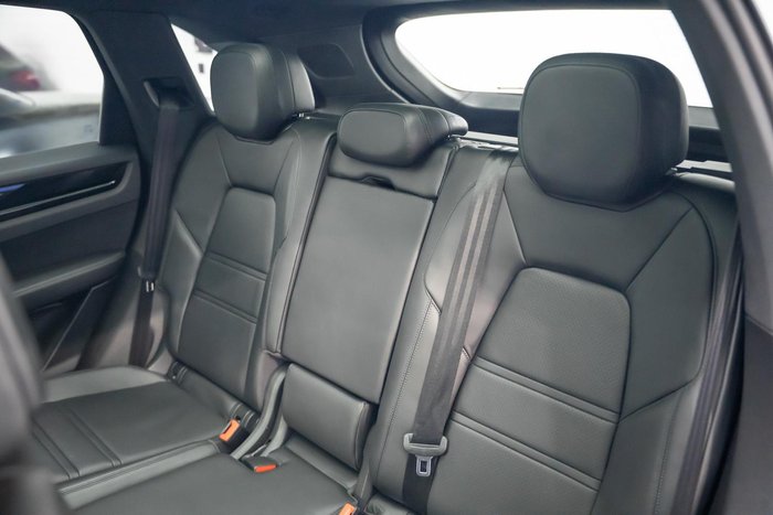 2018 Porsche Cayenne S