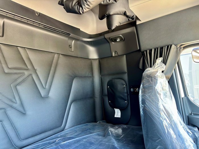 2026 Western Star 48X White