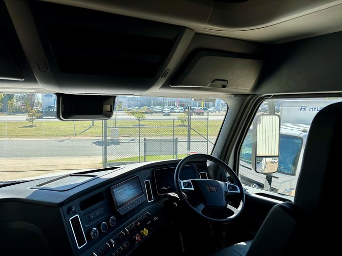 2026 Western Star 48X White