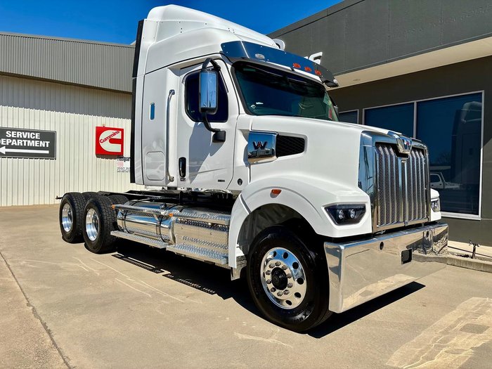 2026 Western Star 48X White