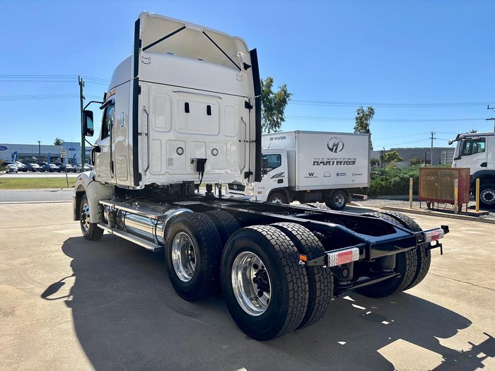 2026 Western Star 48X White