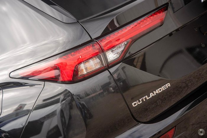 2025 Mitsubishi Outlander PHEV GSR