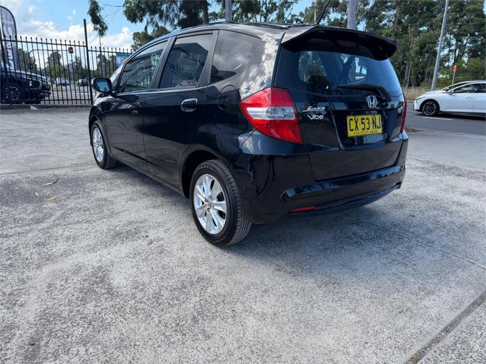 2014 HONDA JAZZ VIBE GE MY12 UPDATE Black