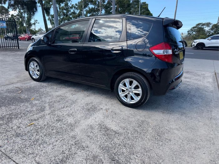 2014 HONDA JAZZ VIBE GE MY12 UPDATE Black