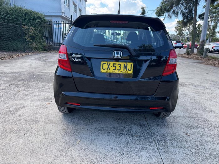 2014 HONDA JAZZ VIBE GE MY12 UPDATE Black