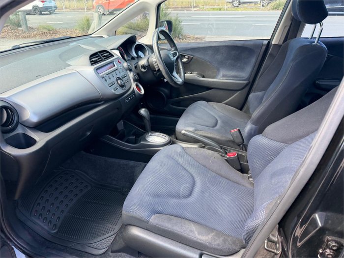 2014 HONDA JAZZ VIBE GE MY12 UPDATE Black