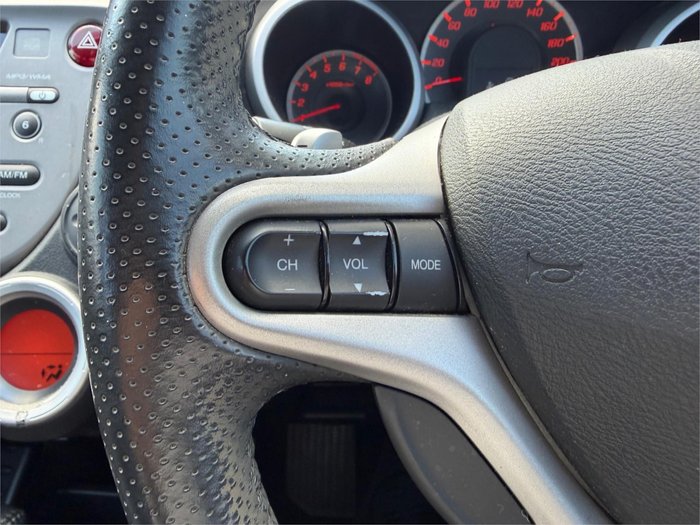 2014 HONDA JAZZ VIBE GE MY12 UPDATE Black