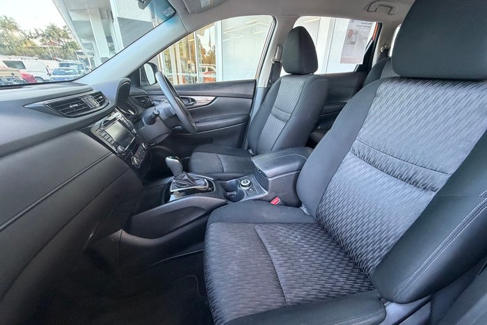 2021 Nissan X-TRAIL ST