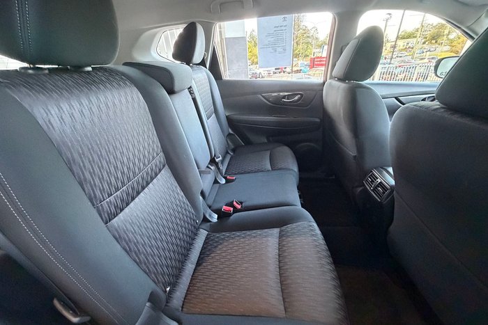 2021 Nissan X-TRAIL ST