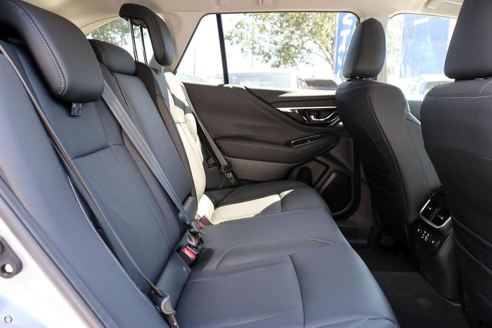 2025 Subaru Outback AWD Touring