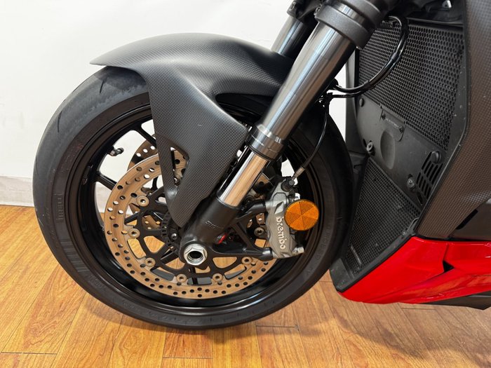 2022 Ducati STREETFIGHTER V2 RED