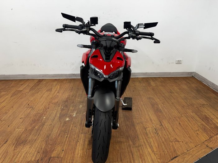 2022 Ducati STREETFIGHTER V2 RED