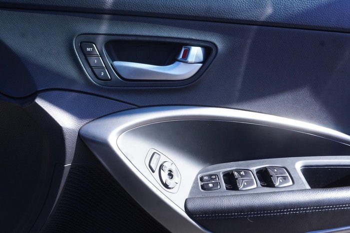 2017 Hyundai Santa Fe Highlander