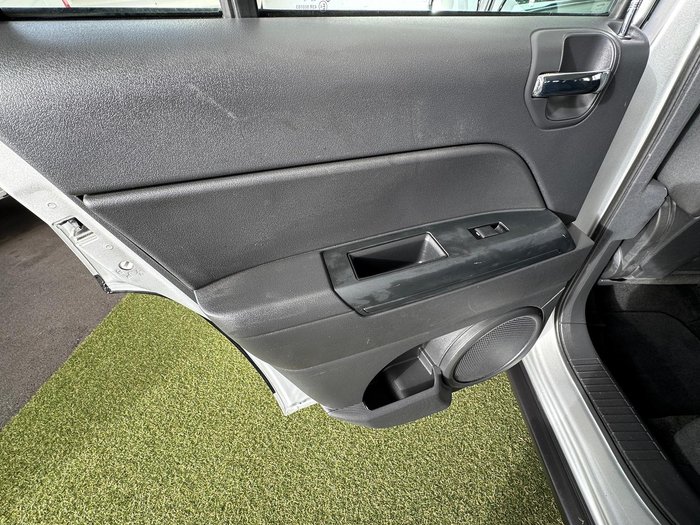 2012 Jeep Compass Sport