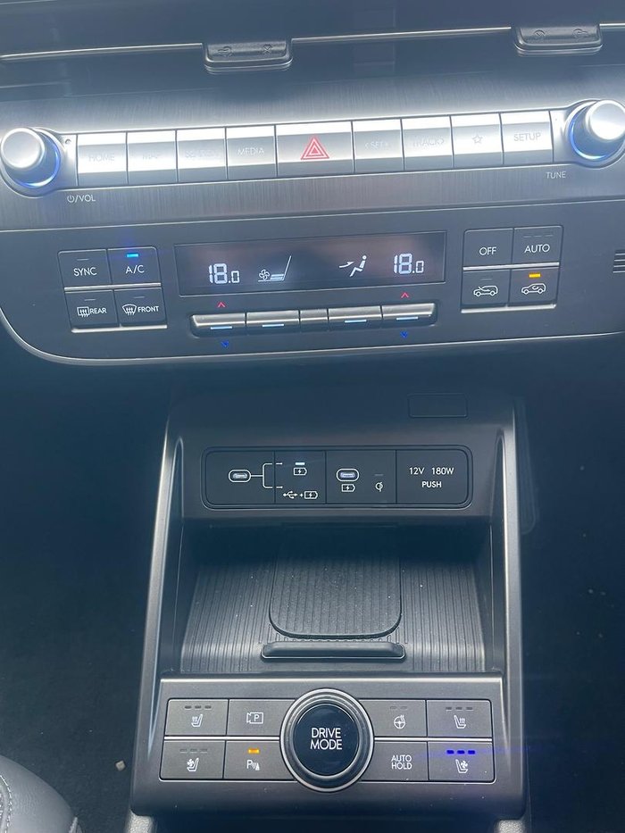 2024 Hyundai Kona Premium