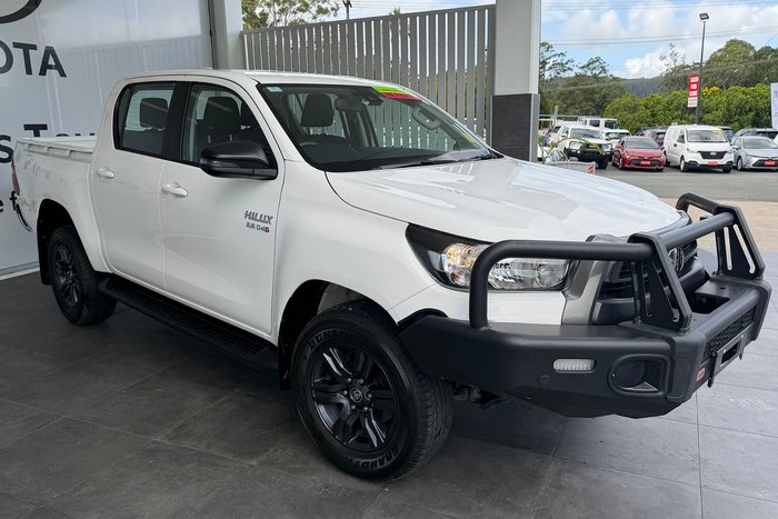 2023 Toyota Hilux SR