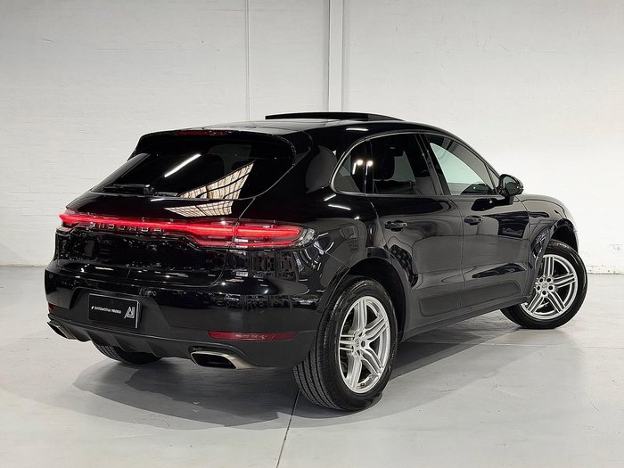 2020 Porsche Macan 95B MY21 AWD Jet Black