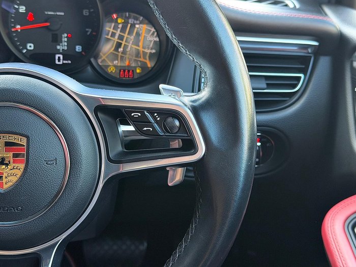 2020 Porsche Macan 95B MY21 AWD Jet Black