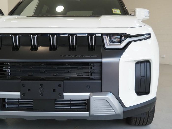 2025 KGM Torres Hybrid K30