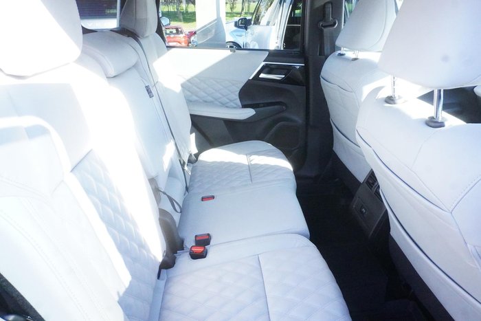 2023 Mitsubishi Outlander Exceed