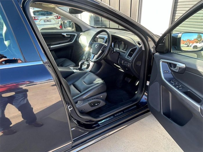 2015 Volvo XC60 D4 Kinetic MY15 Black Sapphire