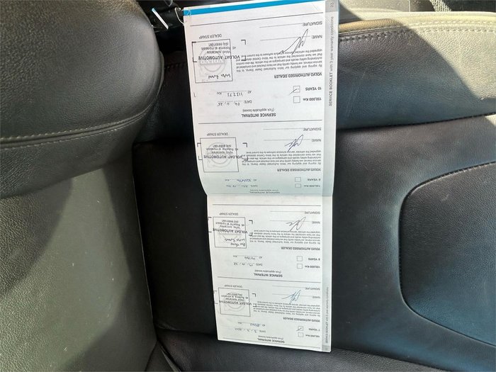 2015 Volvo XC60 D4 Kinetic MY15 Black Sapphire