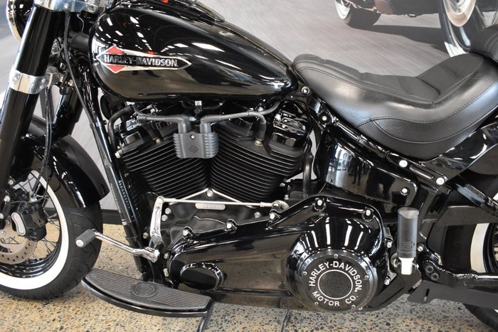 2020 HARLEY-DAVIDSON FLSL SOFTAIL SLIM (107)