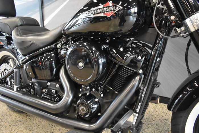 2020 HARLEY-DAVIDSON FLSL SOFTAIL SLIM (107)