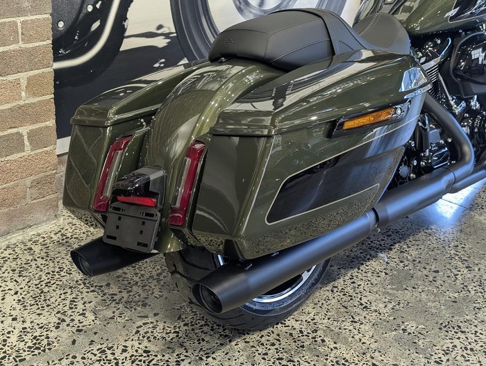 2026 Harley-Davidson Street Glide 117 (FLHX) Touring Black