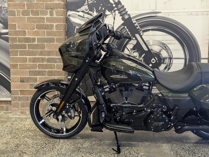 2026 Harley-Davidson Street Glide 117 (FLHX) Touring Black