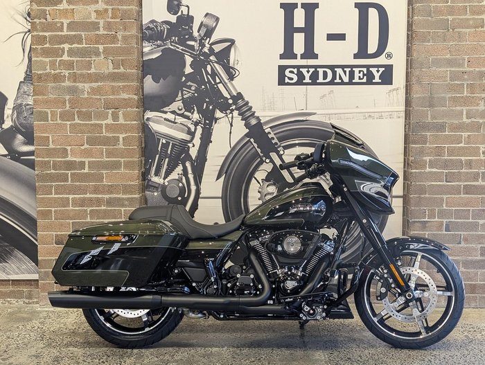 Harley-Davidson Street Glide 117 (FLHX) Touring