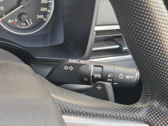2024 Mitsubishi Outlander ES