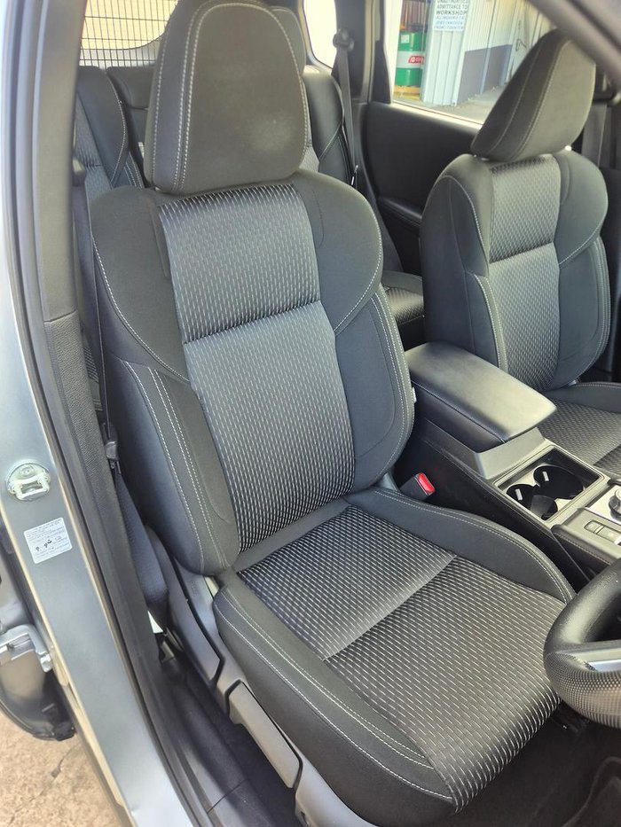 2024 Mitsubishi Outlander ES