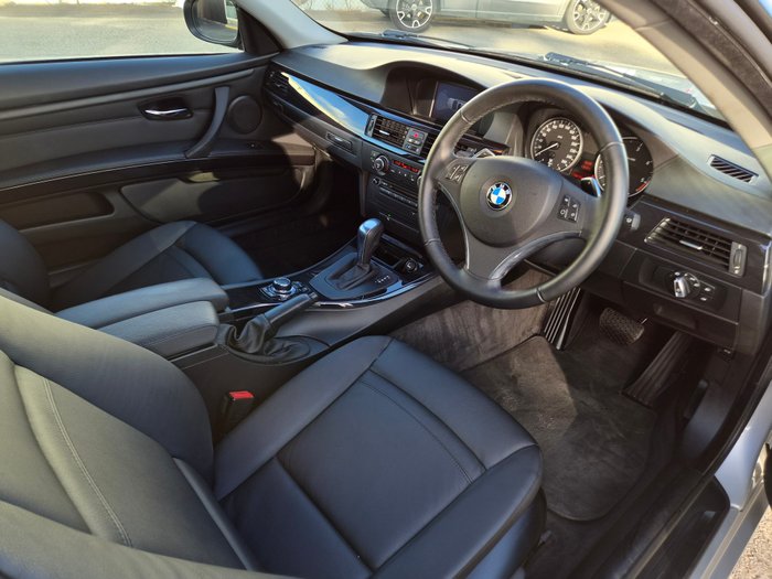 2011 BMW 3 Series 320d