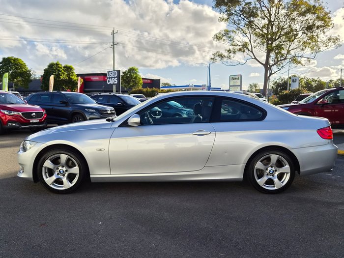 2011 BMW 3 Series 320d