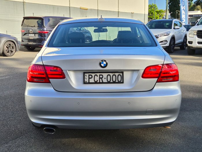 2011 BMW 3 Series 320d
