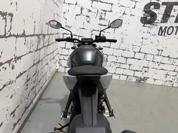 2025 Suzuki GSX-8S GSX-S Grey