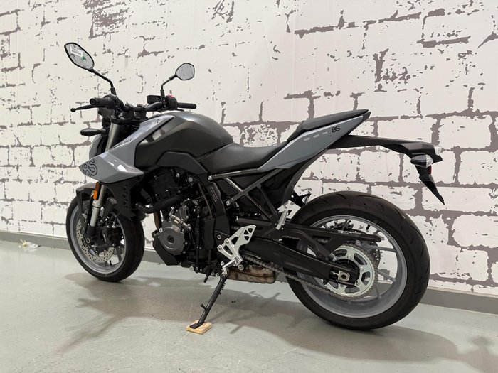 2025 Suzuki GSX-8S GSX-S Grey