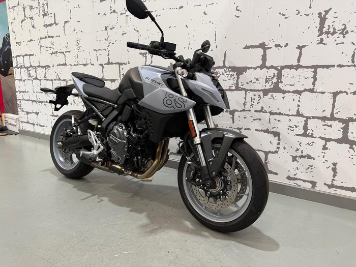 2025 Suzuki GSX-8S GSX-S Grey