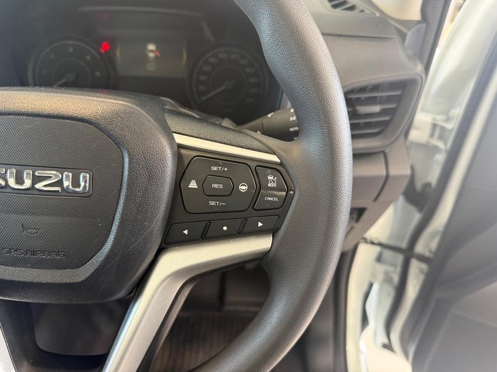 2025 Isuzu D-MAX SX High Ride