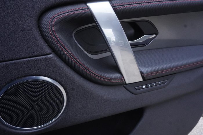 2022 Land Rover Discovery Sport P250 R-Dynamic SE