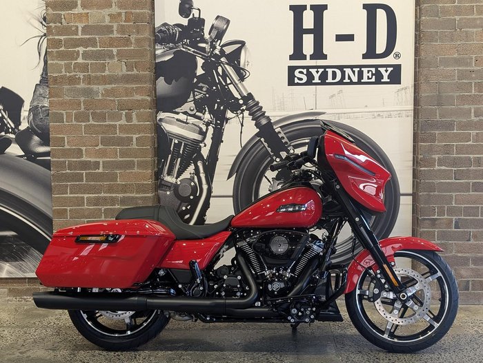 Harley-Davidson Street Glide 117 (FLHX) Touring