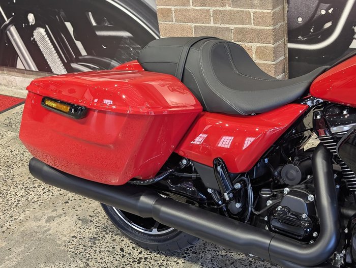 2026 Harley-Davidson Street Glide 117 (FLHX) Touring Orange