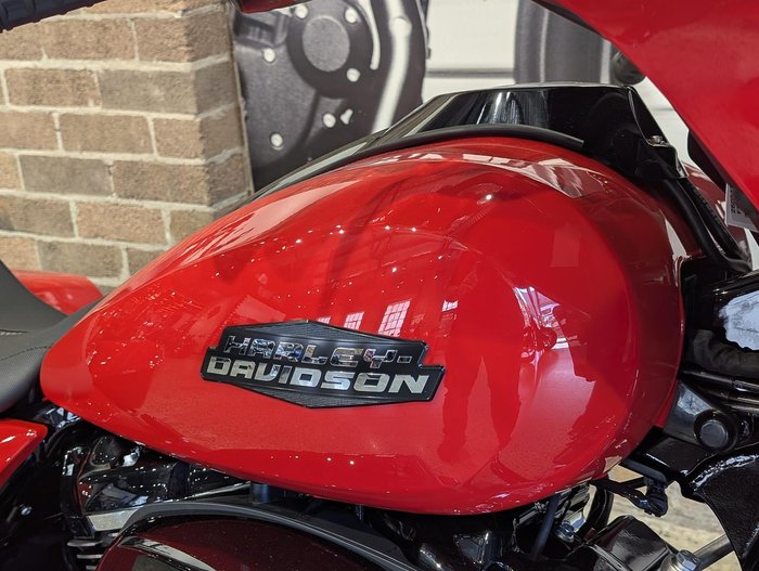 2026 Harley-Davidson Street Glide 117 (FLHX) Touring Orange